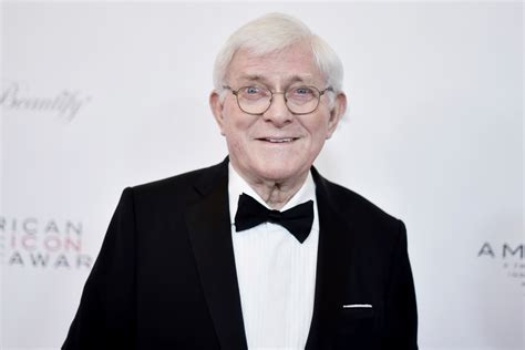 talk show host phil mccracken|Phil Donahue, talk show host, dead at 88 .